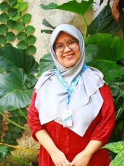 Uchi Damaliah (Kak Uchi)
